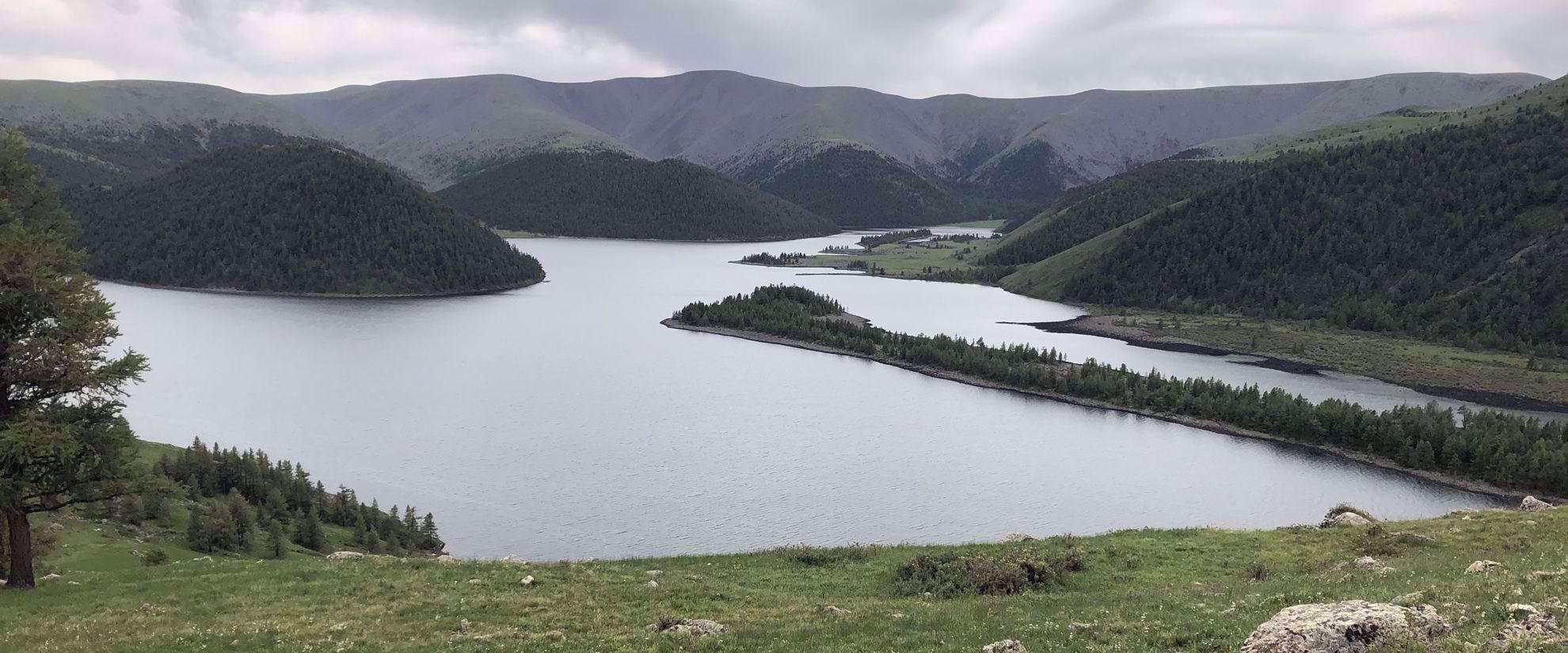 lake in mongolia