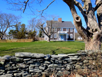 Discover the old-world charm surrounding Narragansett Bay and beautiful Block Island via lobster boat, ferry, bicycle, and foot. | Newport, Rhode Island Discover the old-world charm surrounding Narragansett Bay and beautiful Block Island via lobster boat, ferry, bicycle, and foot. | Newport, Rhode Island