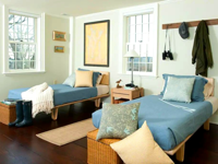 Discover the old-world charm surrounding Narragansett Bay and beautiful Block Island via lobster boat, ferry, bicycle, and foot. | Newport, Rhode Island Discover the old-world charm surrounding Narragansett Bay and beautiful Block Island via lobster boat, ferry, bicycle, and foot. | Newport, Rhode Island