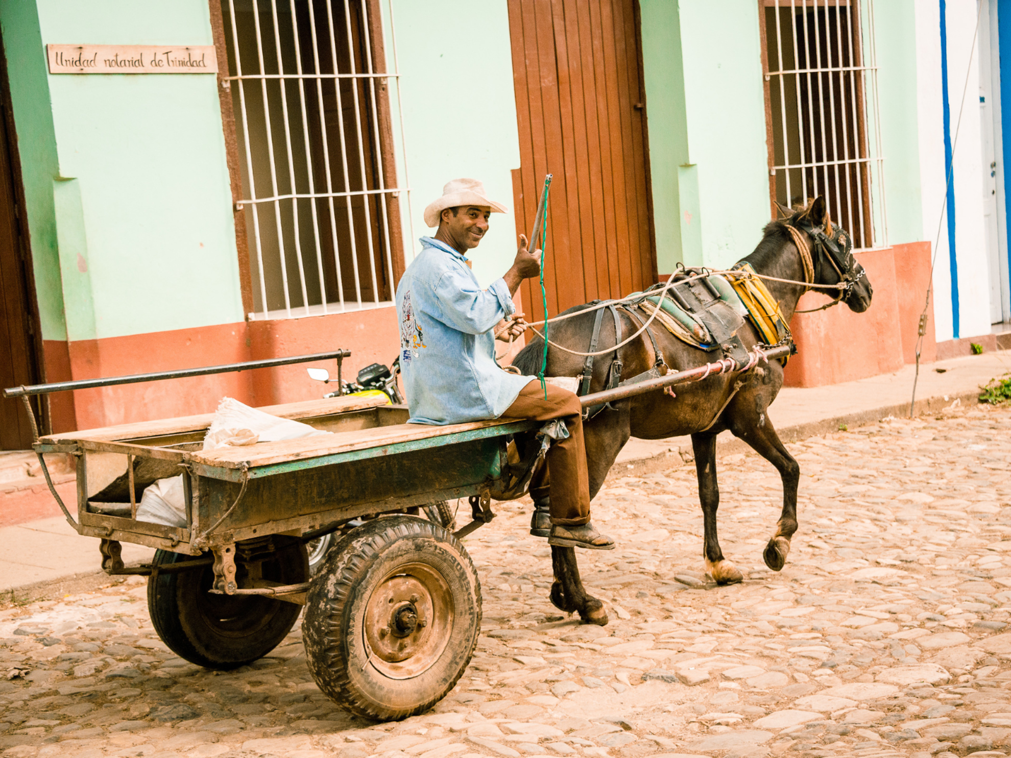 Picture of Discover the Rhythm and Heartbeat of Cuba