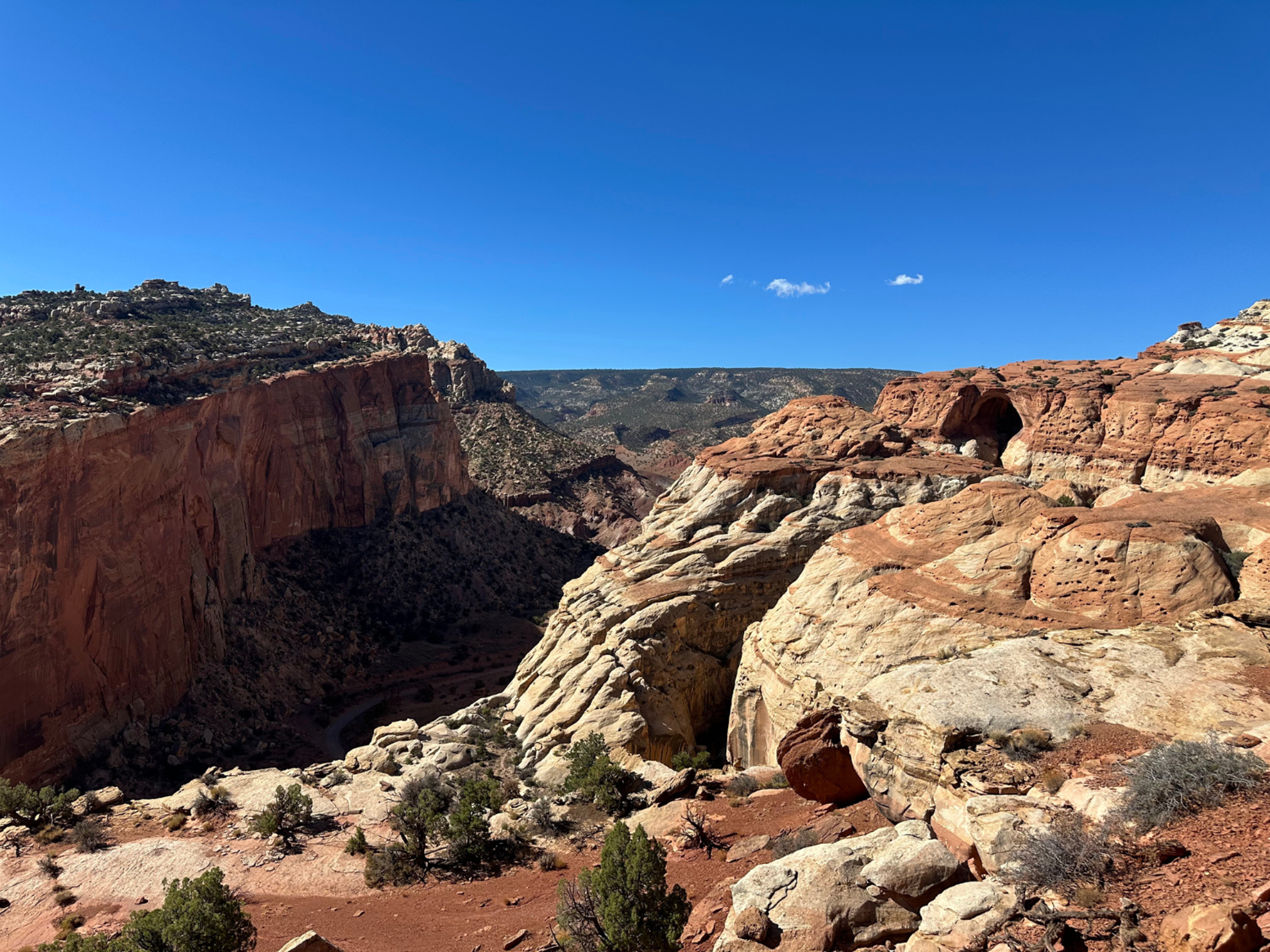 Picture of Hiking Utah's Majestic Parks Picture of Hiking Utah's Majestic Parks