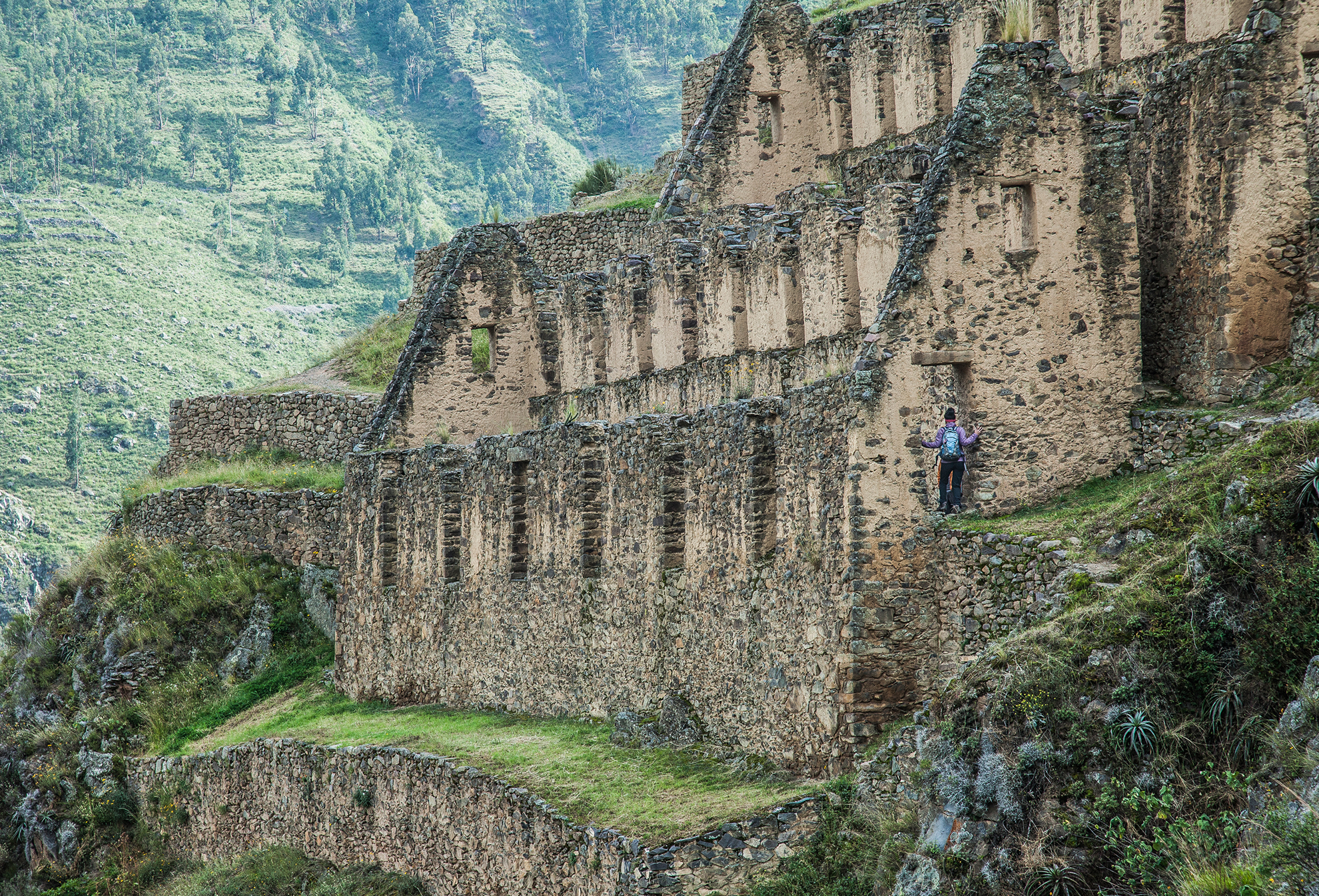 Picture of Peruvian Culture: Lares and the Lost City